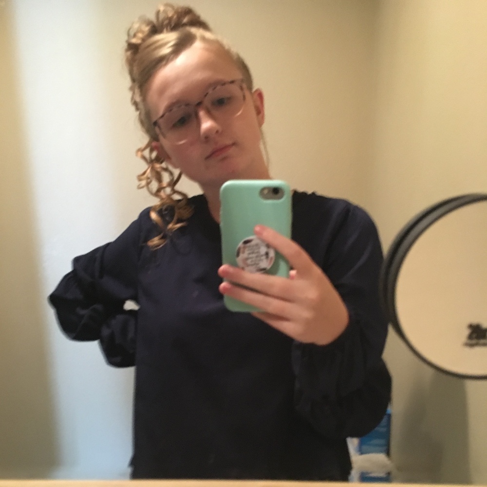 Meet your Posher, Mckenzzie